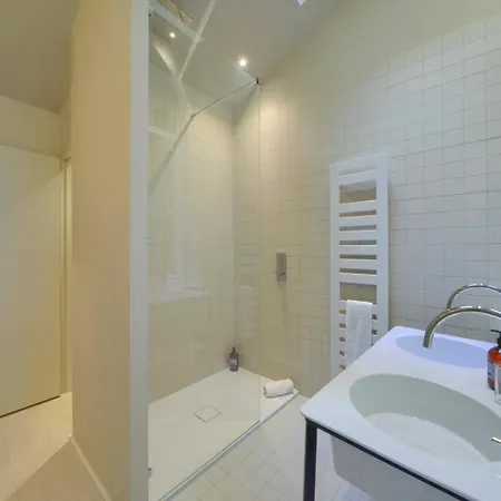 Le Paradoxe - Magnifique De 80m2 Apartamento